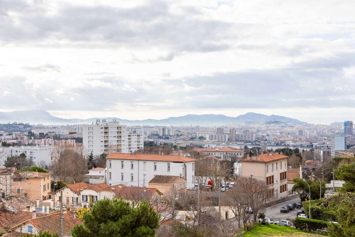 Appartement à MARSEILLE-14E