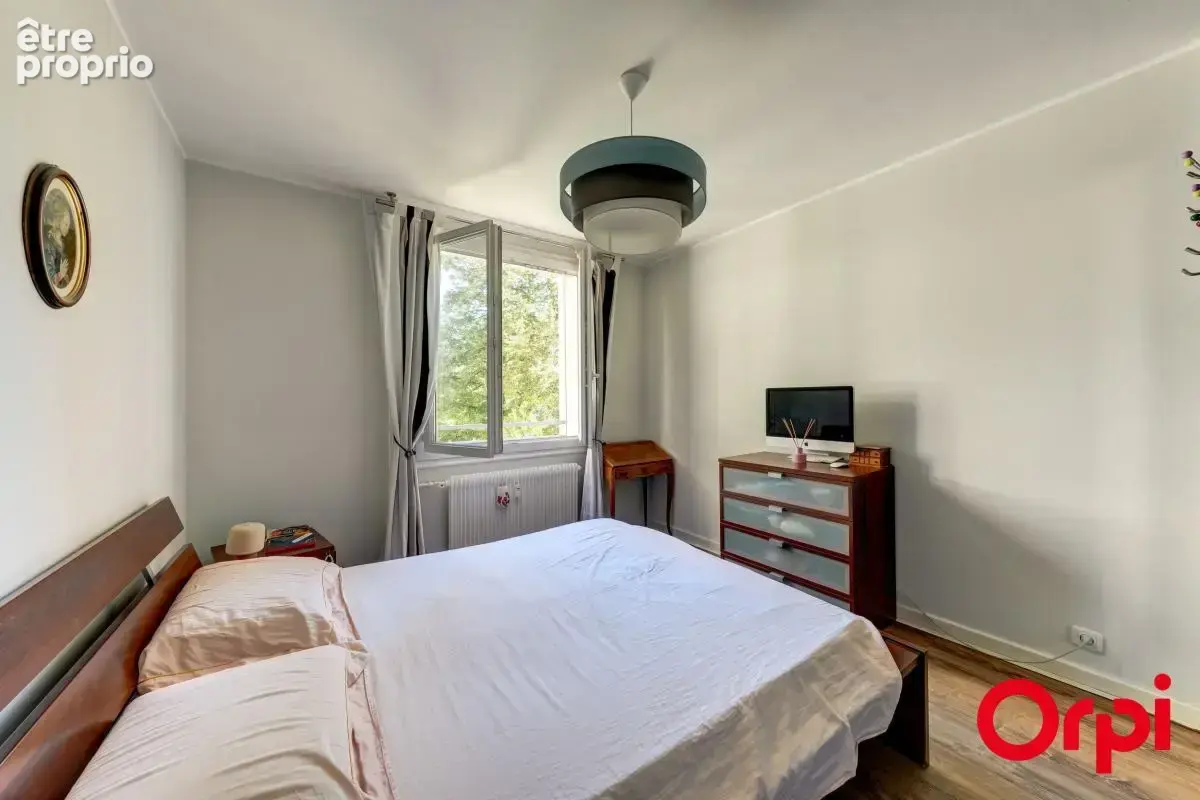 Appartement À Vendre T5 avec cave et place de stationnement - photo 16