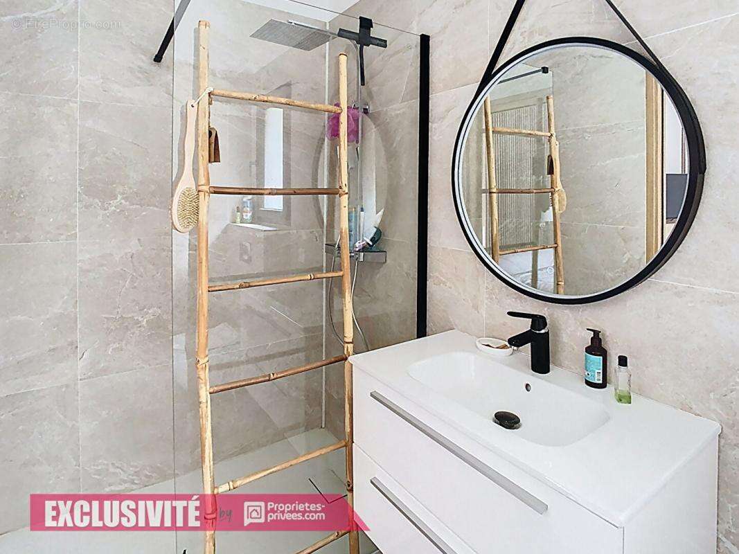 Maison à PLAN-D'AUPS-SAINTE-BAUME