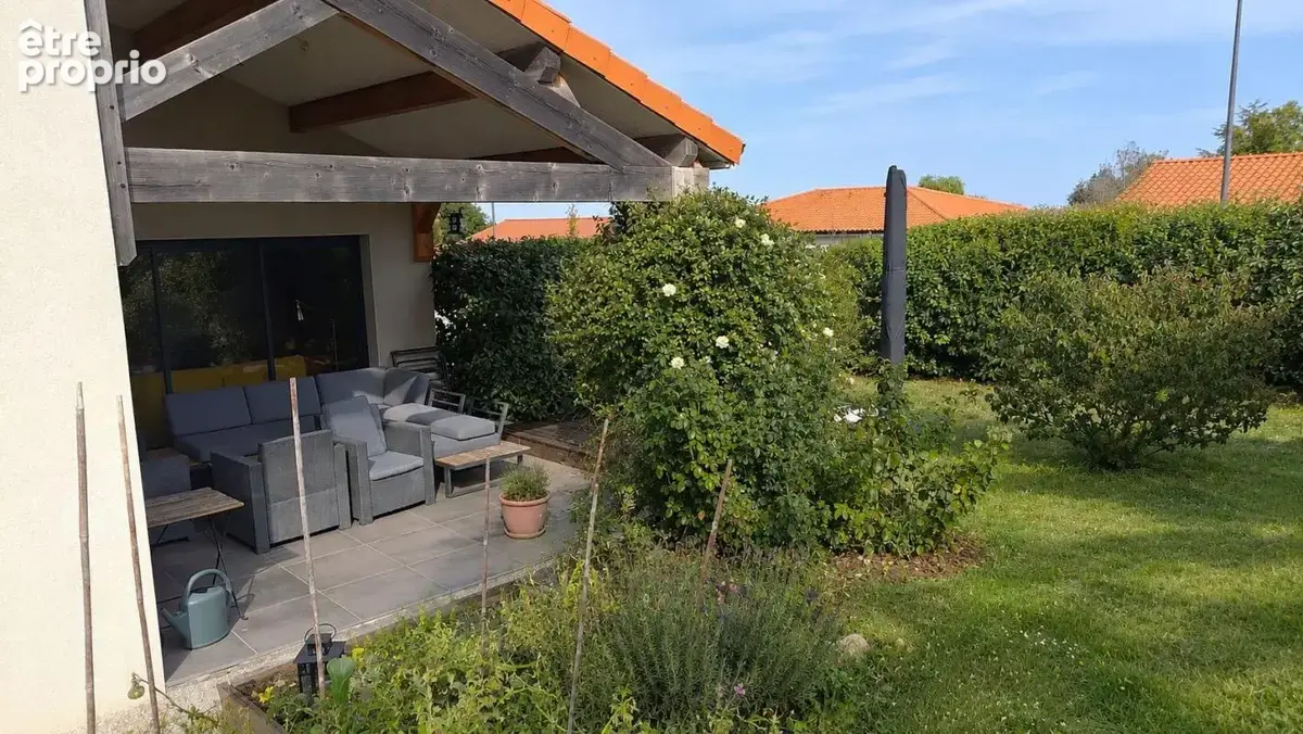 Villa récente, 138 m² hab sur 700 m² de terrain - photo 3