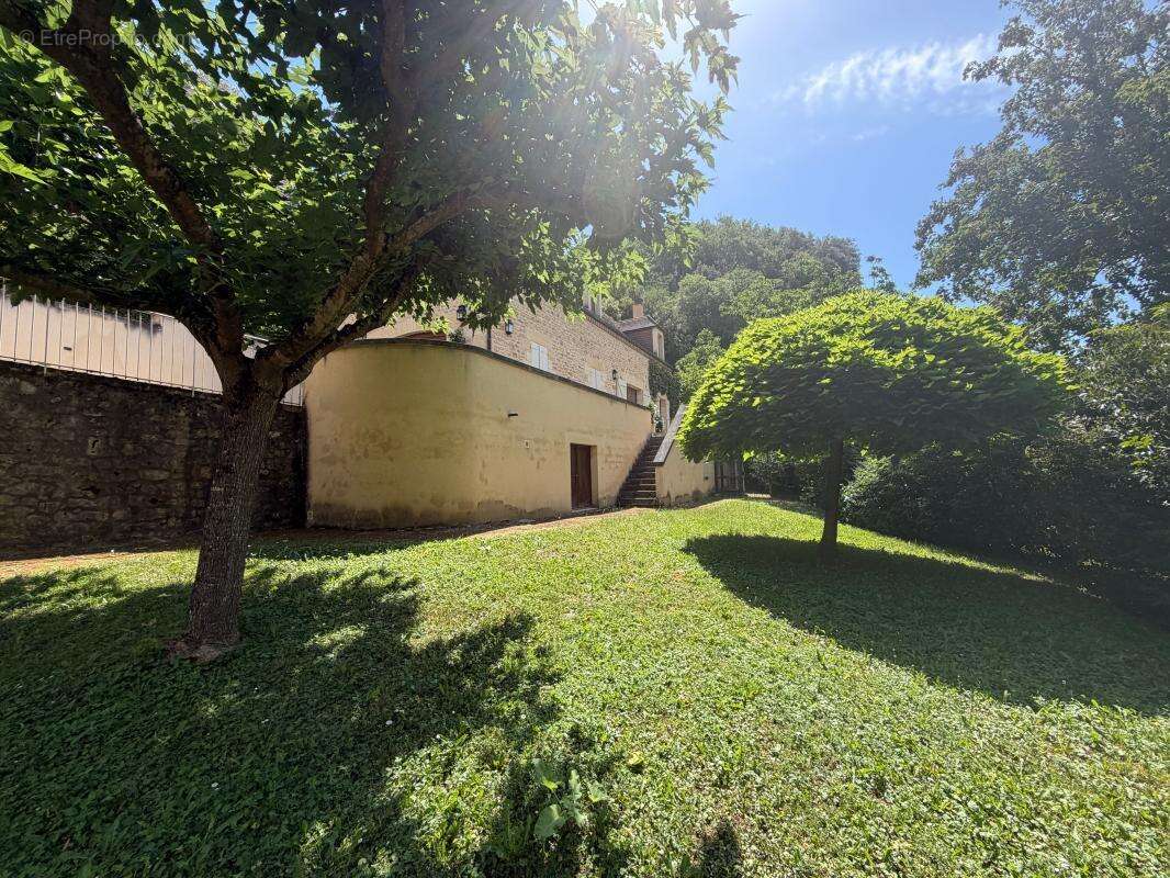 Maison de charme entièrement rénovée avec garage et jardin au cœur de La Roque-Gageac - photo 30