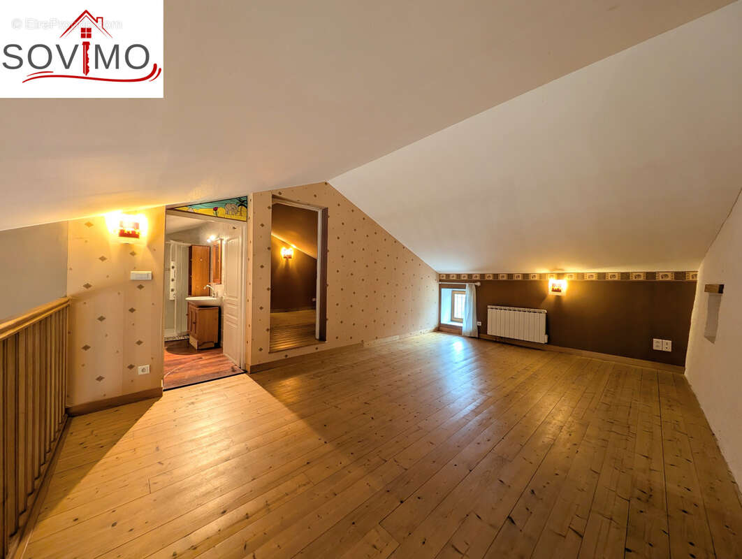 Maison à AVAILLES-LIMOUZINE