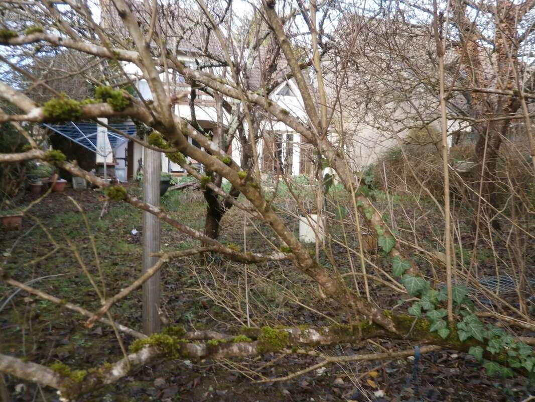Maison à SAINT-GERMAIN-DU-PUY