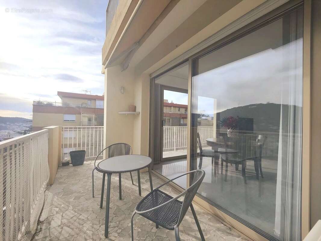 Appartement à NICE
