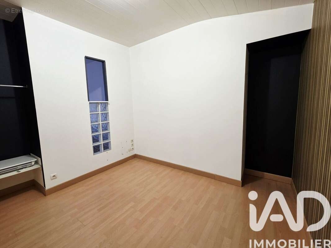 Maison 90 m² à Rouillac  - photo 8