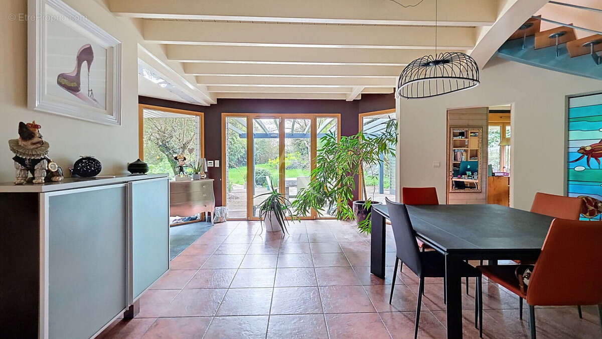 Maison à BOUCHEMAINE