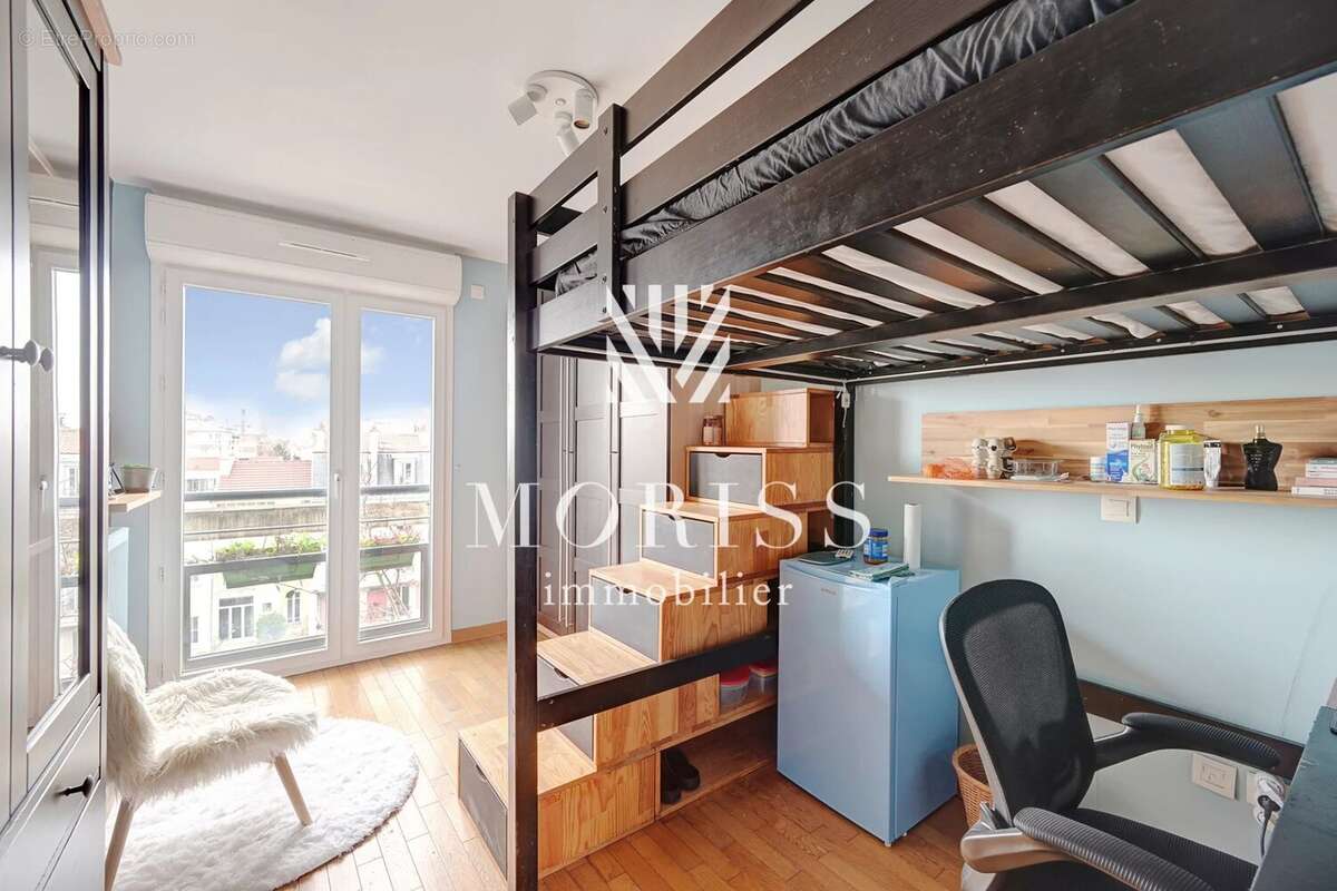 Appartement à PARIS-18E