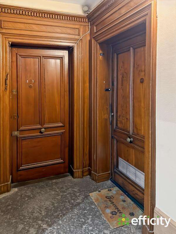 Appartement à LYON-6E