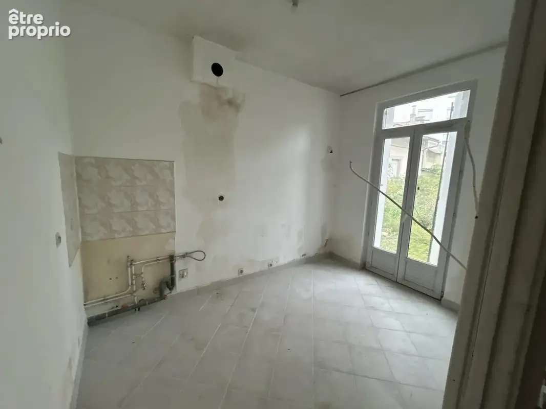 Appartement 51 m² à Saint-Etienne  - photo 3