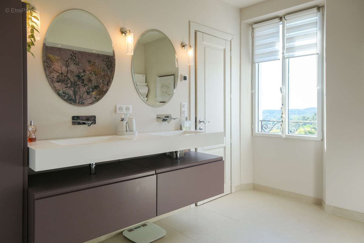 Maison à LA COLLE-SUR-LOUP