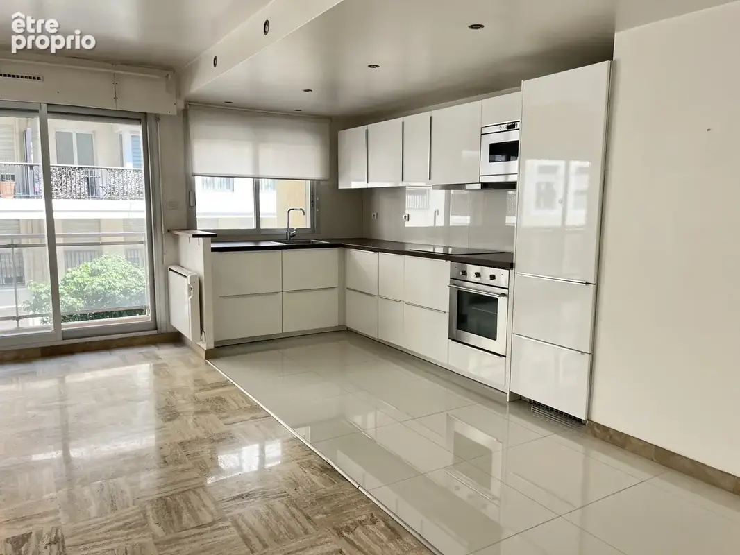 Appartement à MARSEILLE-7E