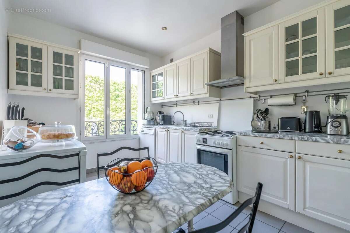 Maison à LE PERREUX-SUR-MARNE