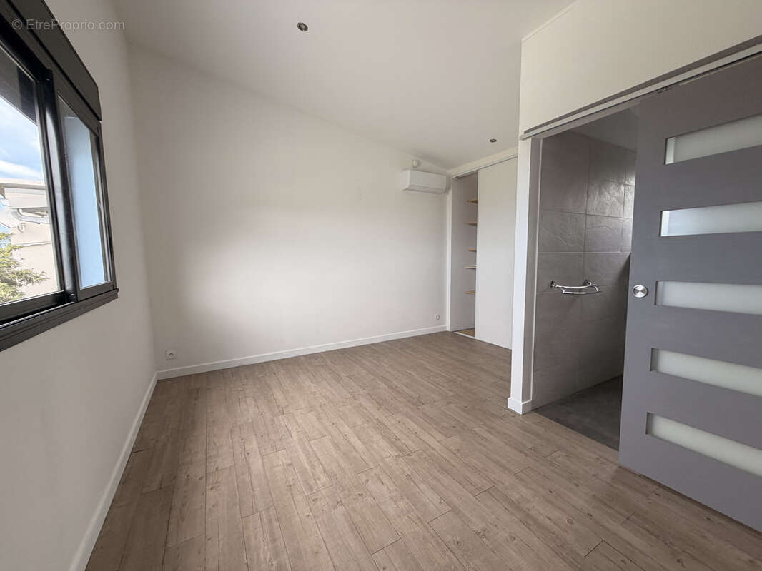 Maison à SAINT-DENIS