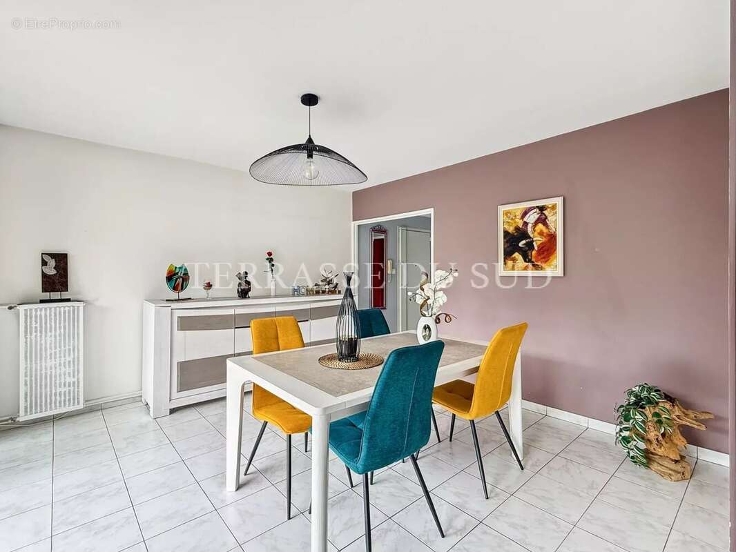 Appartement à MARSEILLE-12E