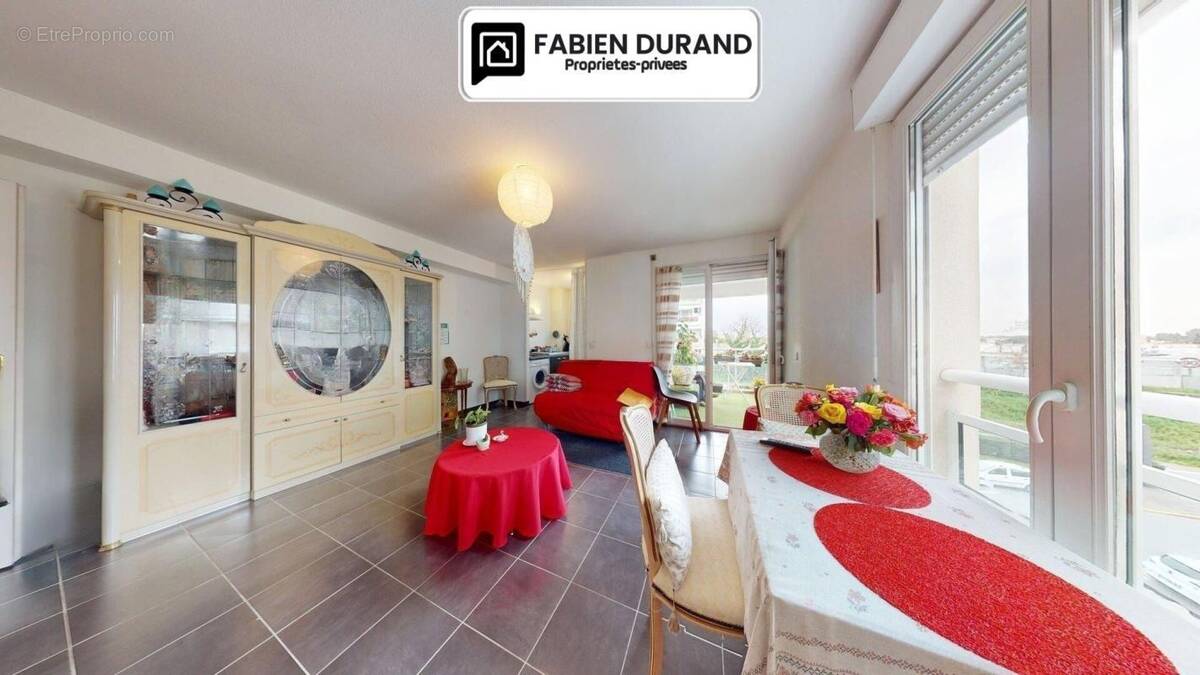 Appartement à MANDELIEU-LA-NAPOULE