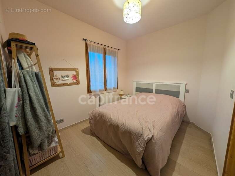 Appartement à DRUMETTAZ-CLARAFOND