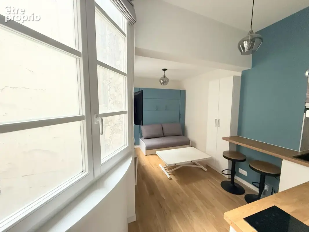 Studio aux jolies prestations en étage élevé avec ascenseur ! - photo 4