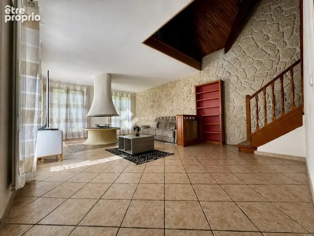 Maison 7 pièces 136 m² à vendre à Plailly (60128) - photo 6