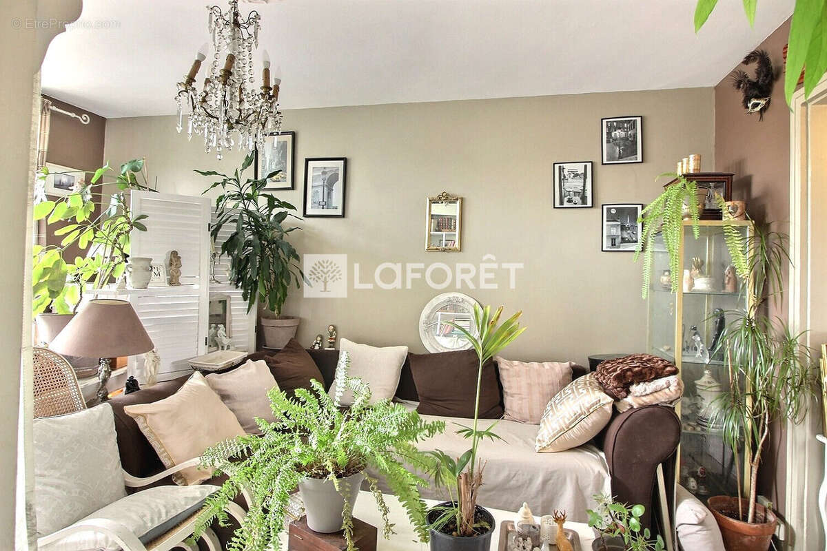 Appartement à BOIS-COLOMBES