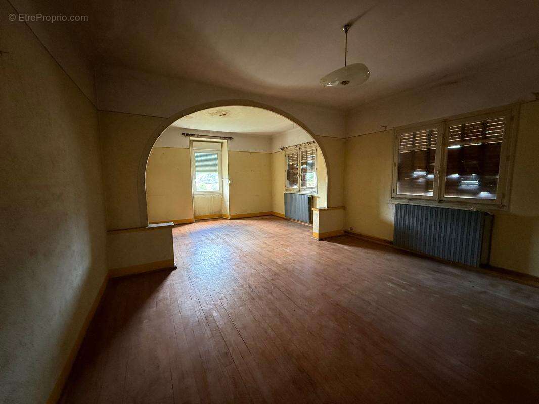 Maison à VALLON-PONT-D&#039;ARC