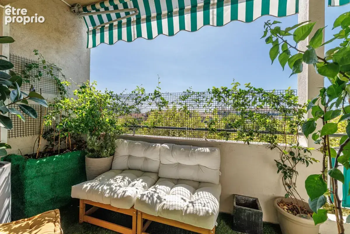 NICE RIQUIER, 3/4 Pièces, 83 m2, terrasse, cave, vue dégagée - photo 2