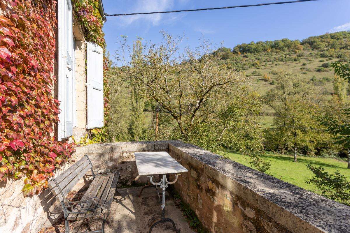 Maison à MARCILLAC-VALLON