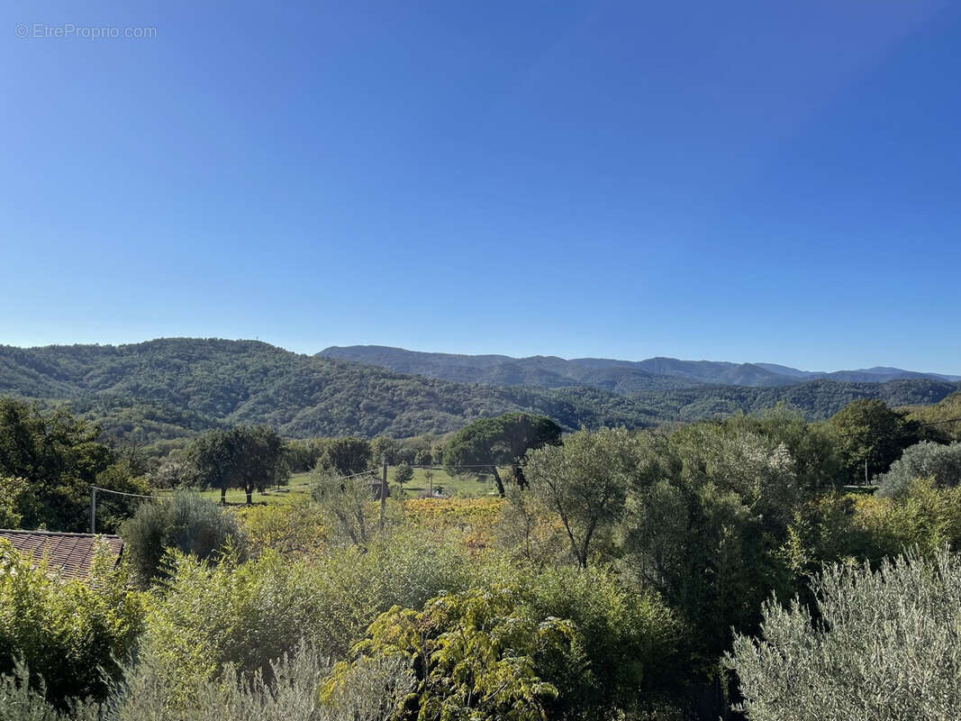Maison à LA GARDE-FREINET