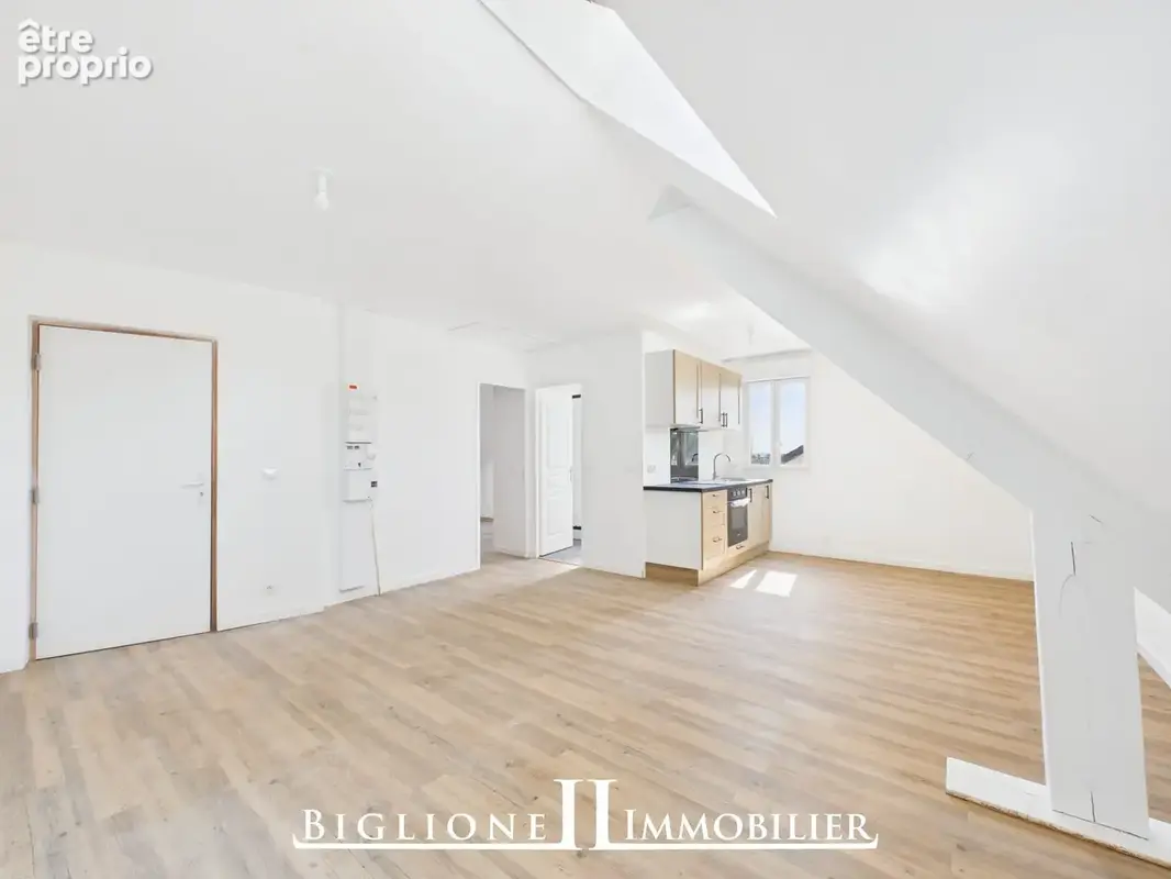 Appartement 2 pièces 37 m² à vendre à Coubron (93470) - photo 3
