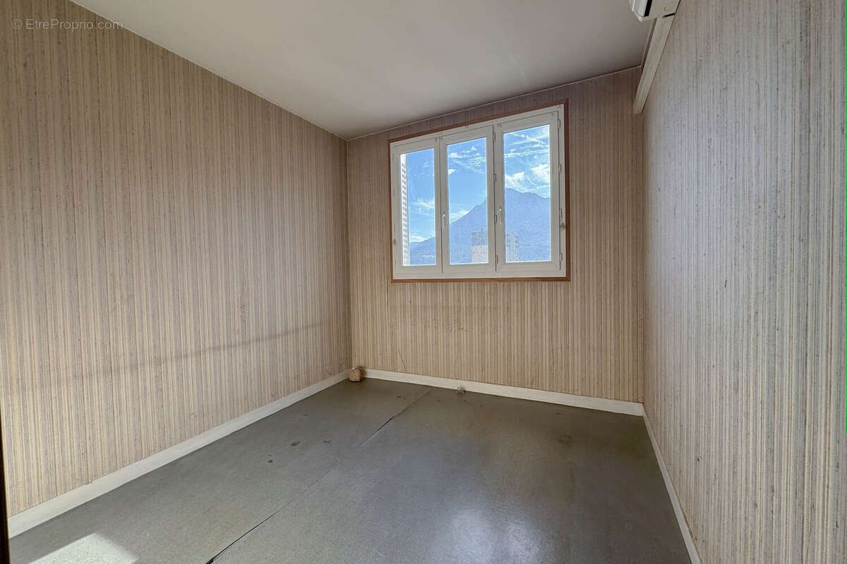 n°1 - Appartement à SAINT-MARTIN-LE-VINOUX