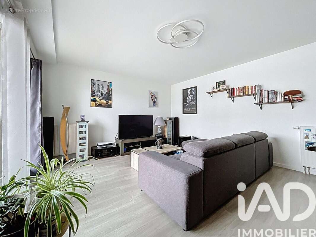 Photo 2 - Appartement à VEZIN-LE-COQUET