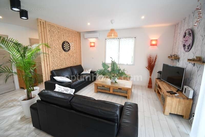 Maison à ALLONDRELLE-LA-MALMAISON