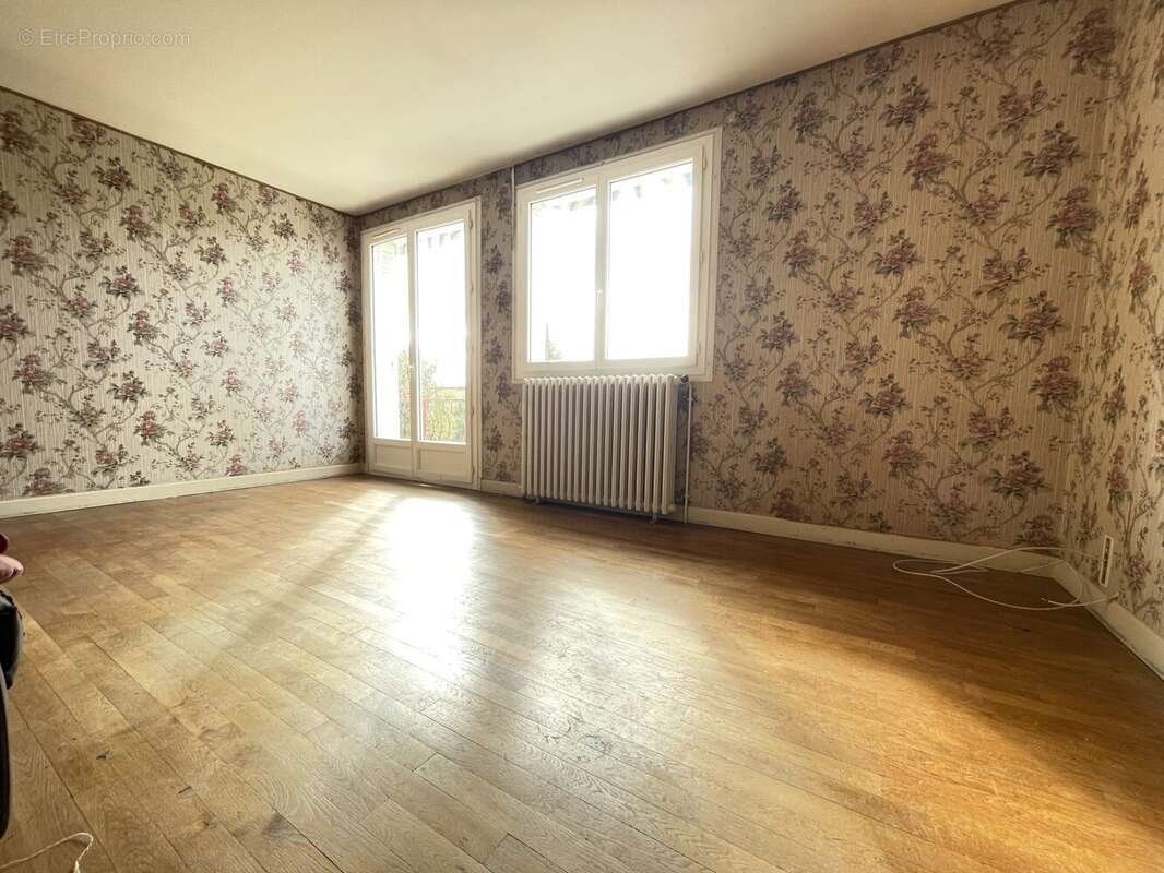 Maison à SAINT-PRIVAT