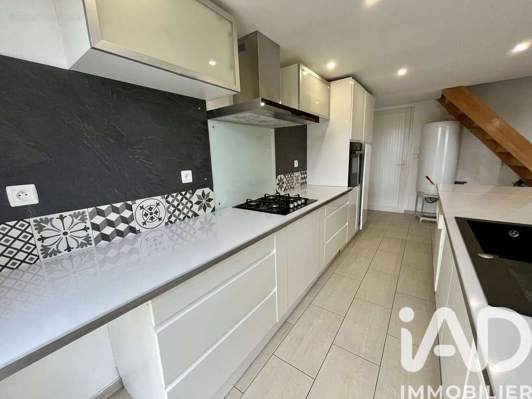 Photo 8 - Maison à SAINT-CHRISTOLY-DE-BLAYE