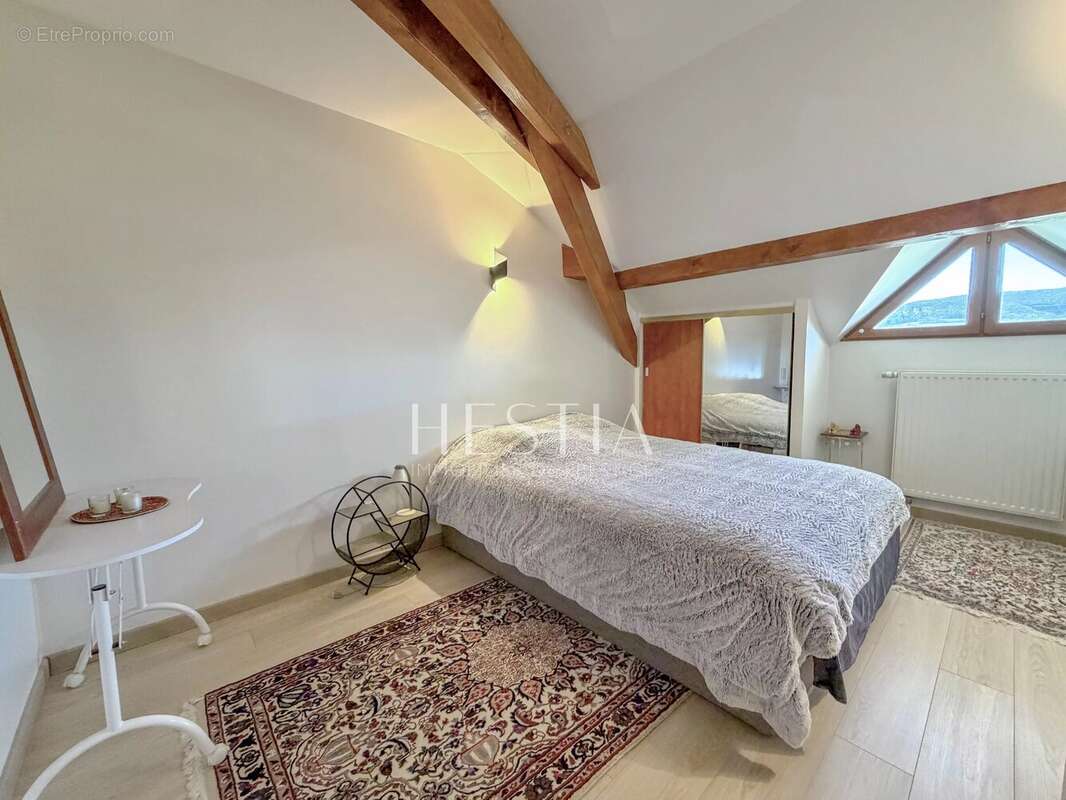 Maison à SAINT-MARTIN-BELLEVUE