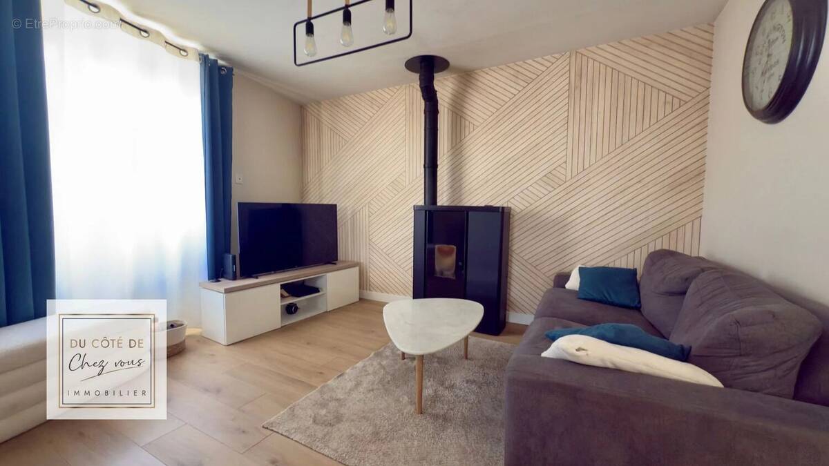 Maison à LA CHAPELLE-SAINT-LUC