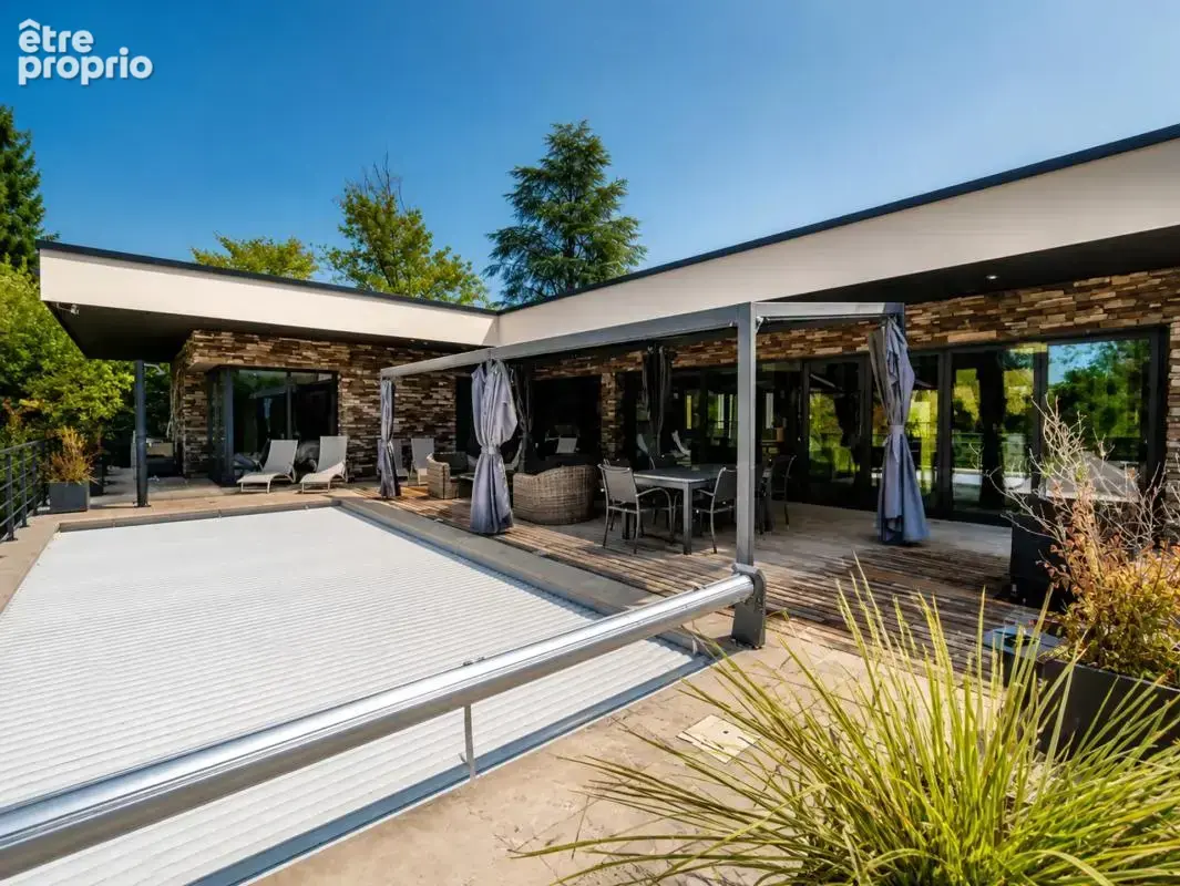 Maison de 7 pièces de 360 m² à Moncourt-Fromonville - photo 18