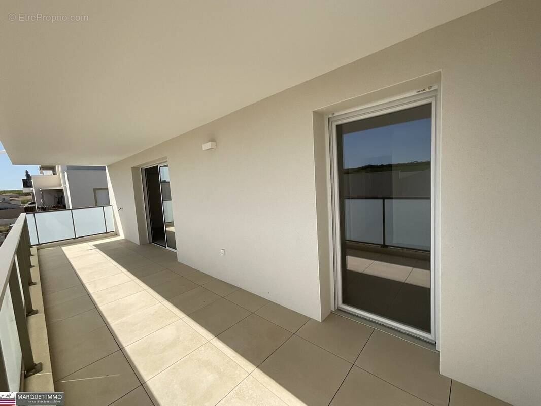 Appartement à SAUVIAN