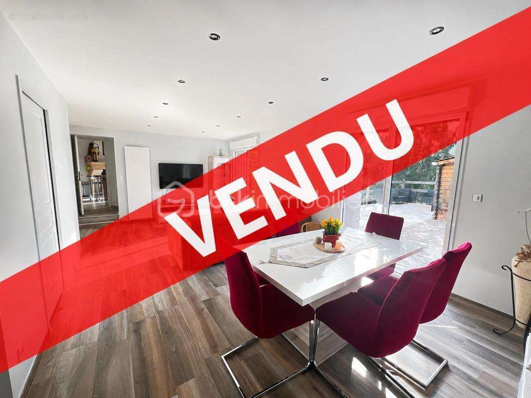 Appartement à SACLAS