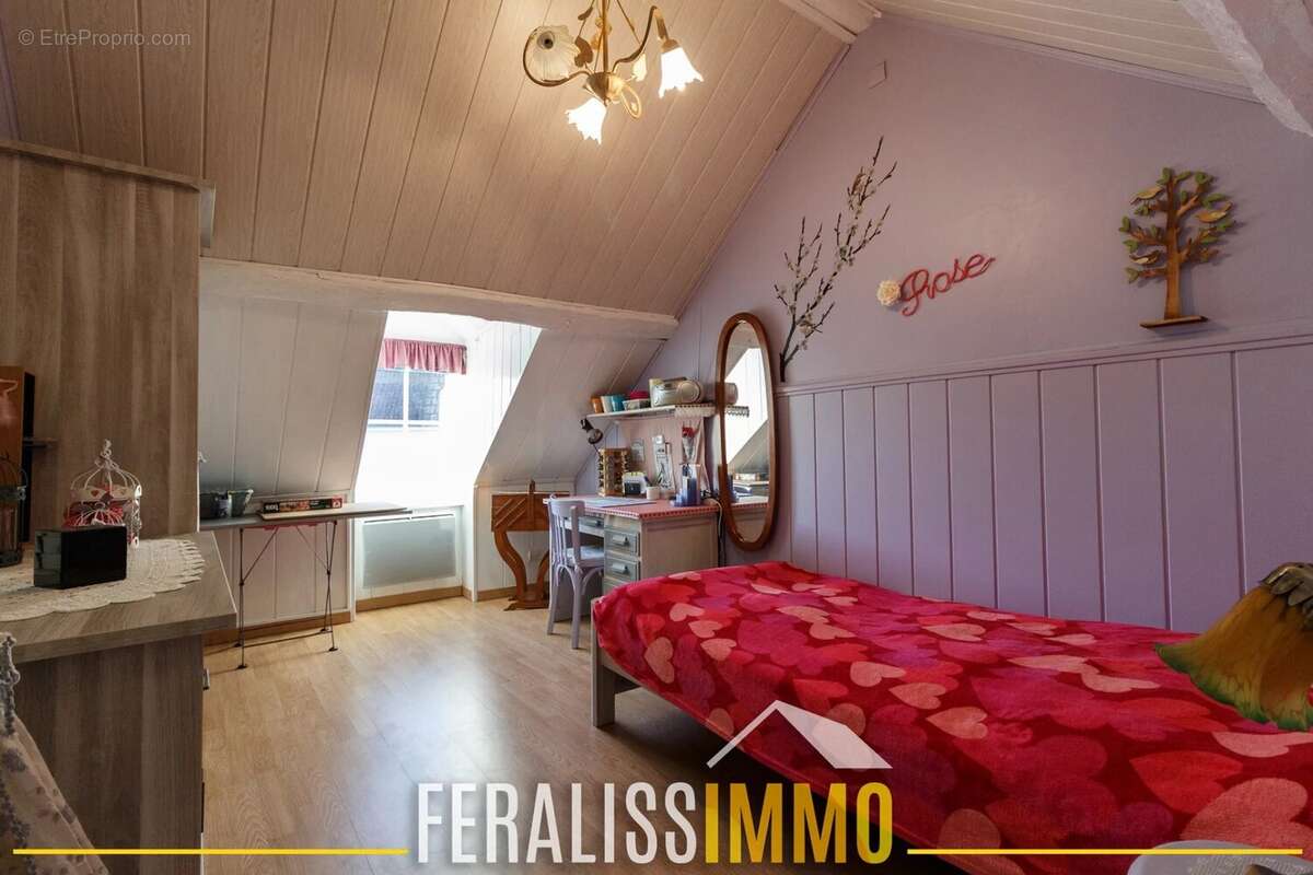 Maison à VAUX-SUR-SEINE