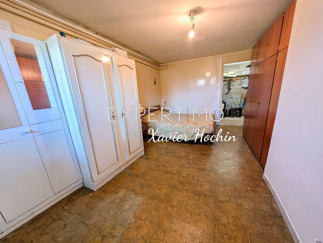 Maison 4 pièces évolutive (81 m2) sur grand terrain de 918 m2 avec dépendances & sous-sol complet - photo 15