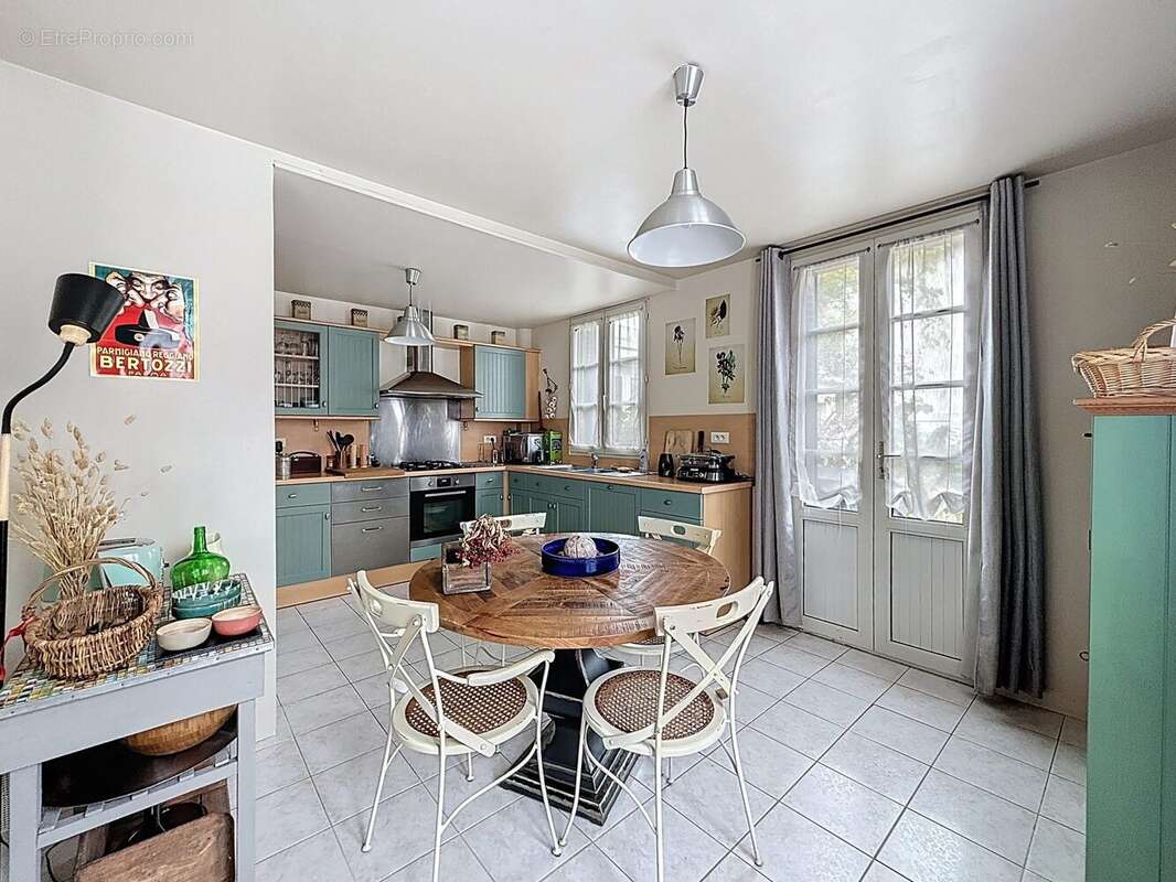 Maison à CHAMPIGNY-SUR-MARNE