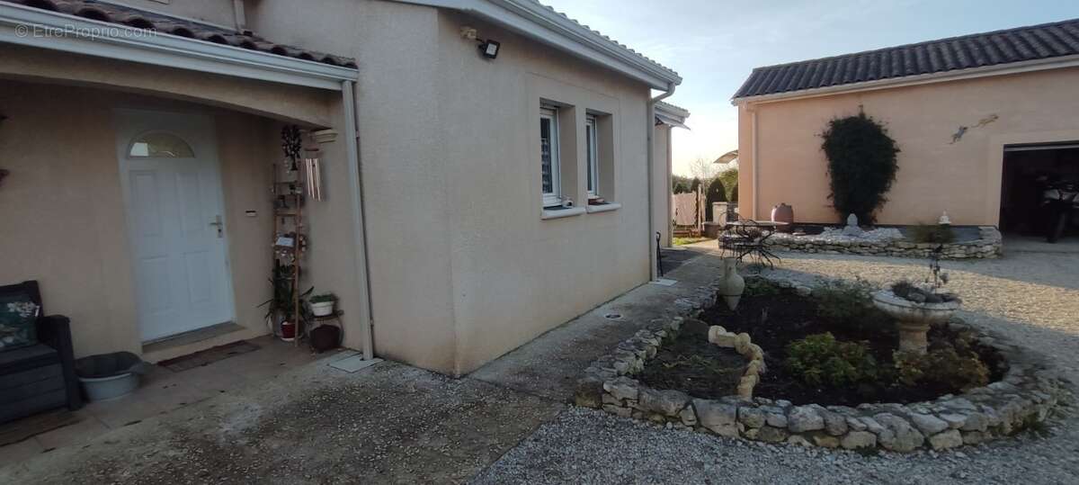 Maison à LALINDE