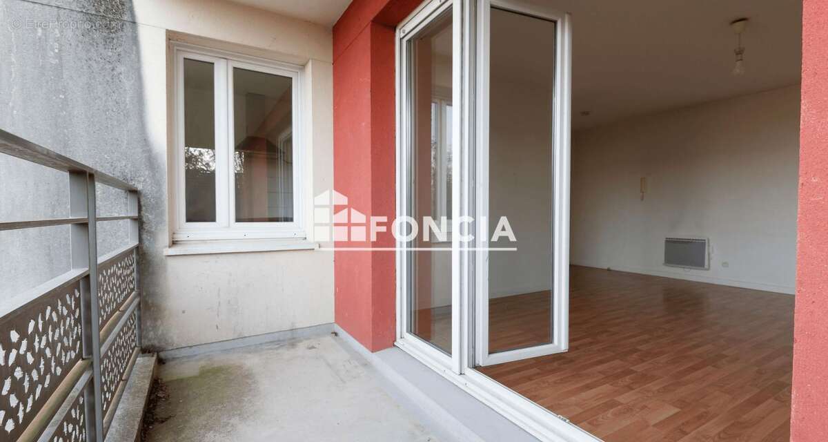 Appartement à CORBEIL-ESSONNES