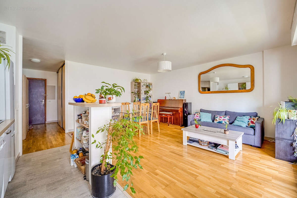 Appartement à PARIS-12E