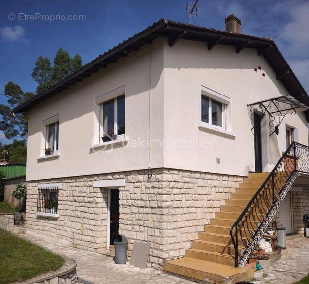 Maison à MONTPON-MENESTEROL