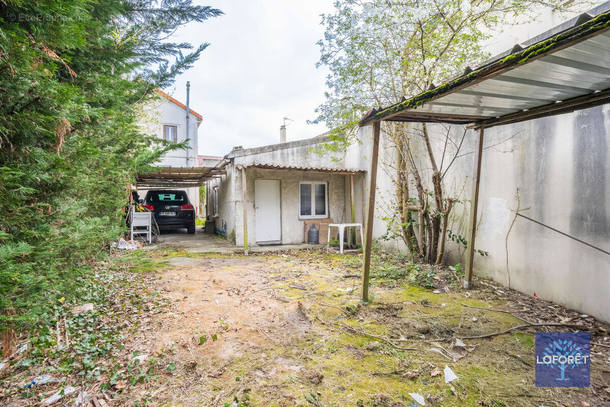 Maison à LES PAVILLONS-SOUS-BOIS