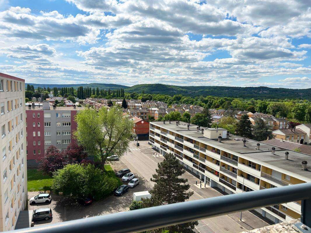 Appartement à MOULINS-LES-METZ
