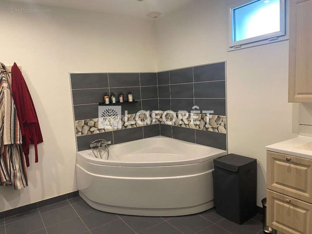 Appartement à ROSNY-SUR-SEINE