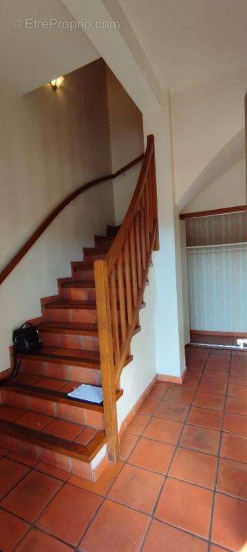 Maison à BIARS-SUR-CERE