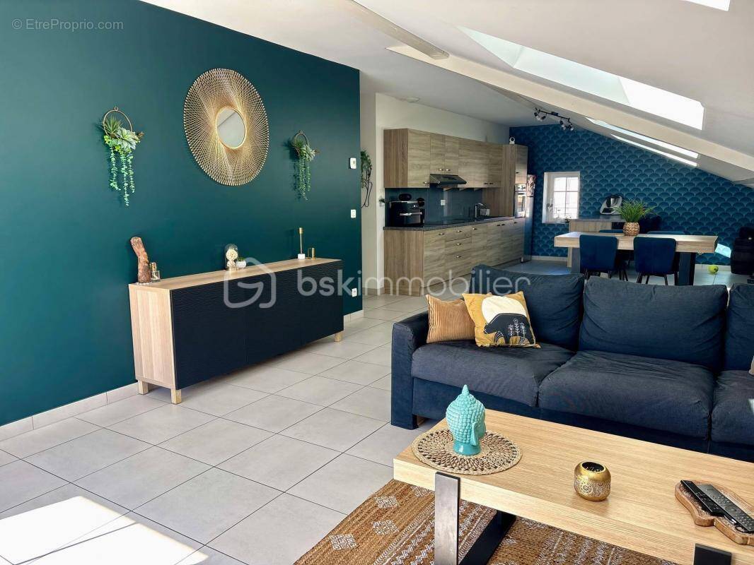 Appartement à COURCELLES-CHAUSSY